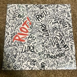 Riot! -Paramore vinyl